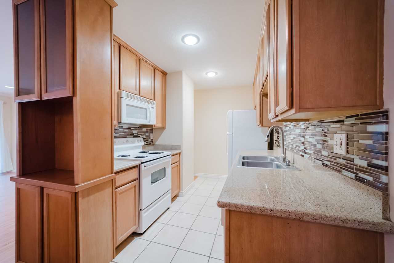 1760 South El Camino Real #1 - Photo 7 of 30