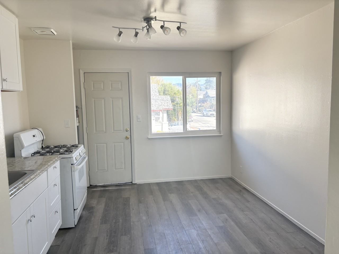 1074 65th St #1074 - Photo 2 of 16