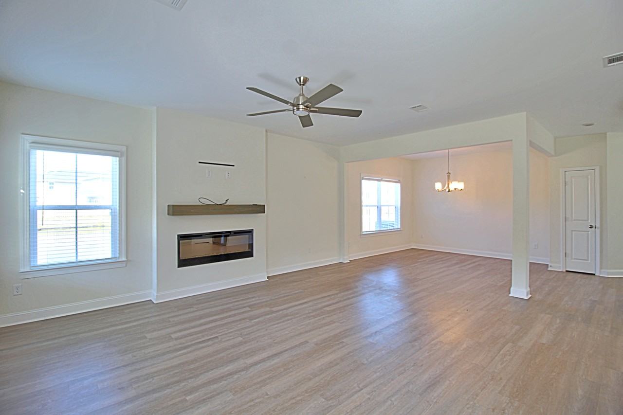 151 Buckingham Dr #1 - Photo 7 of 35