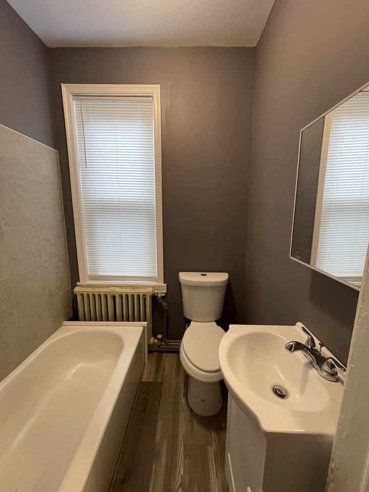 3036 North Sydenham Street #1 - Photo 5 of 12