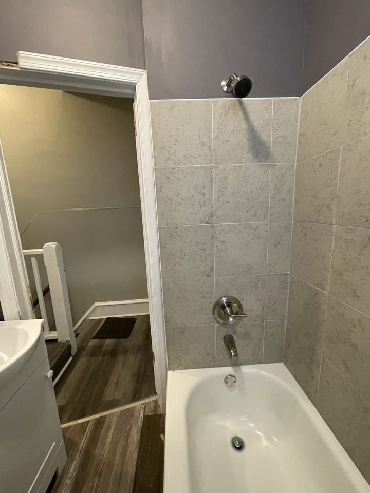 3036 North Sydenham Street #1 - Photo 6 of 12