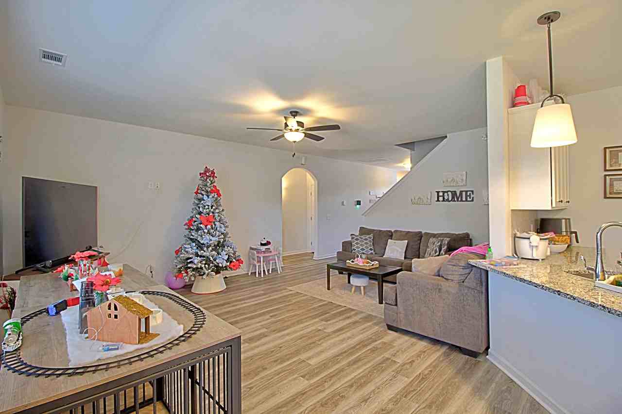 1104 Marne Boulevard #1 - Photo 4 of 27