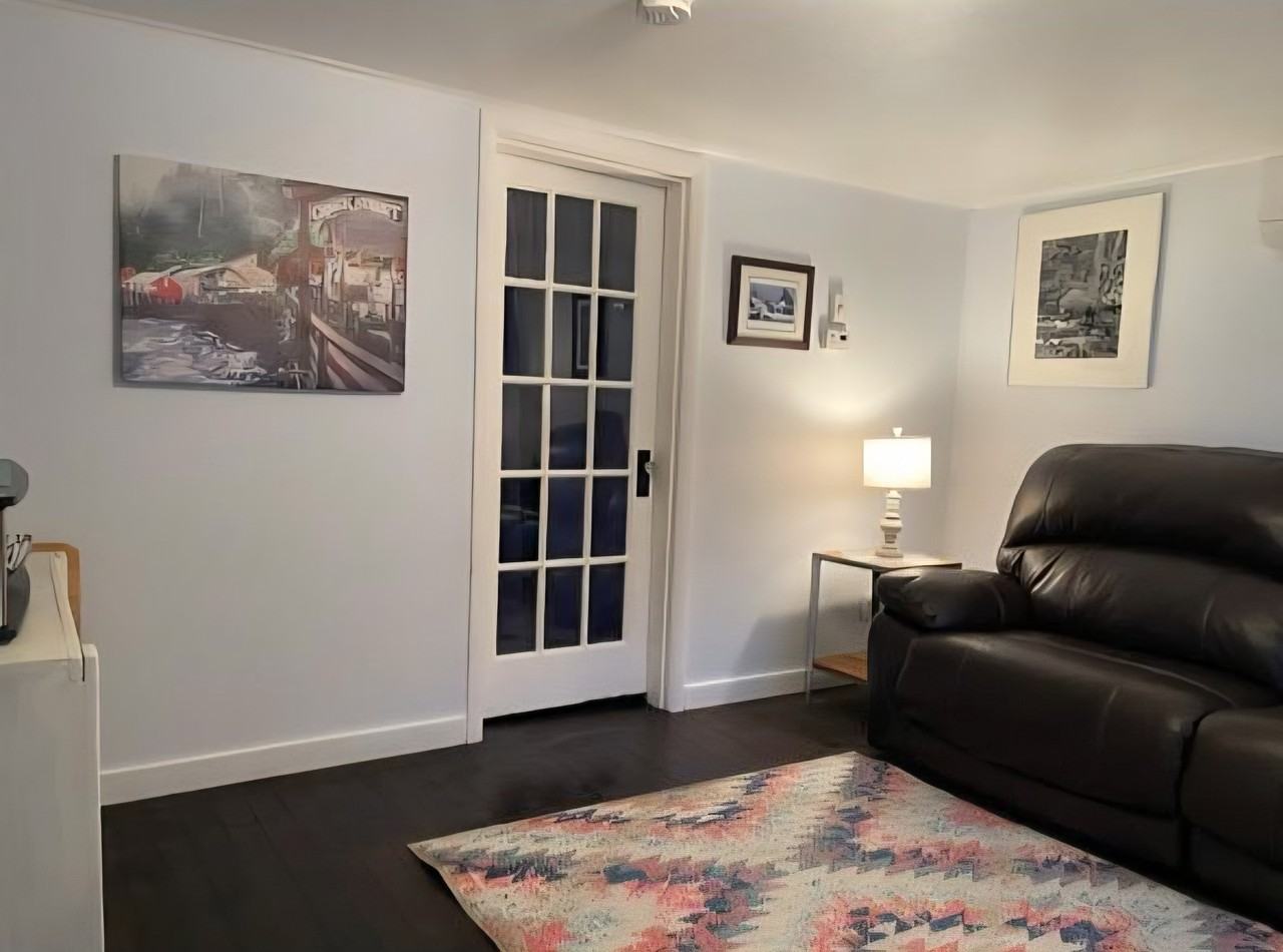 1 Ketchikan Suite E #1 - Photo 4 of 12