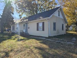 featured image of 1125 N Barclay St #1