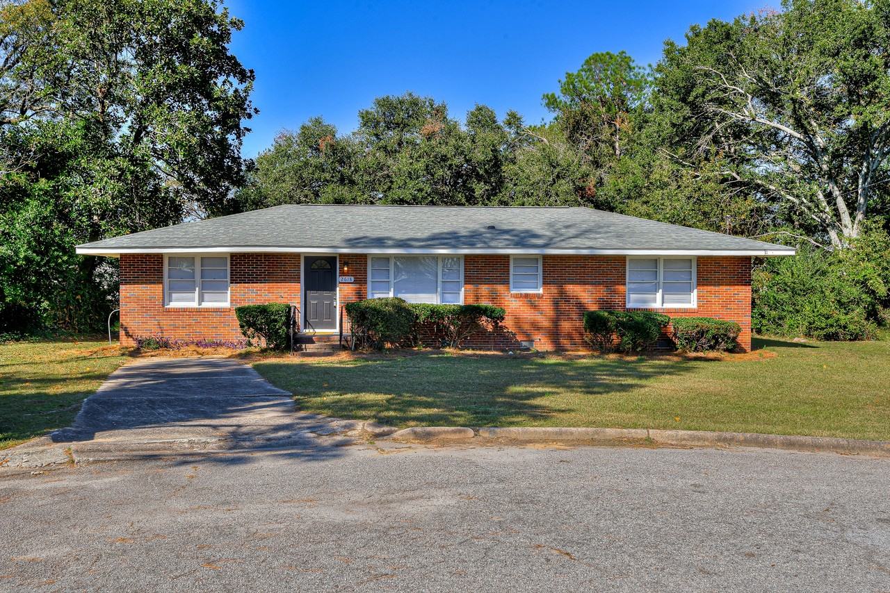 2618 Providence Ct #1 - Photo 5 of 32