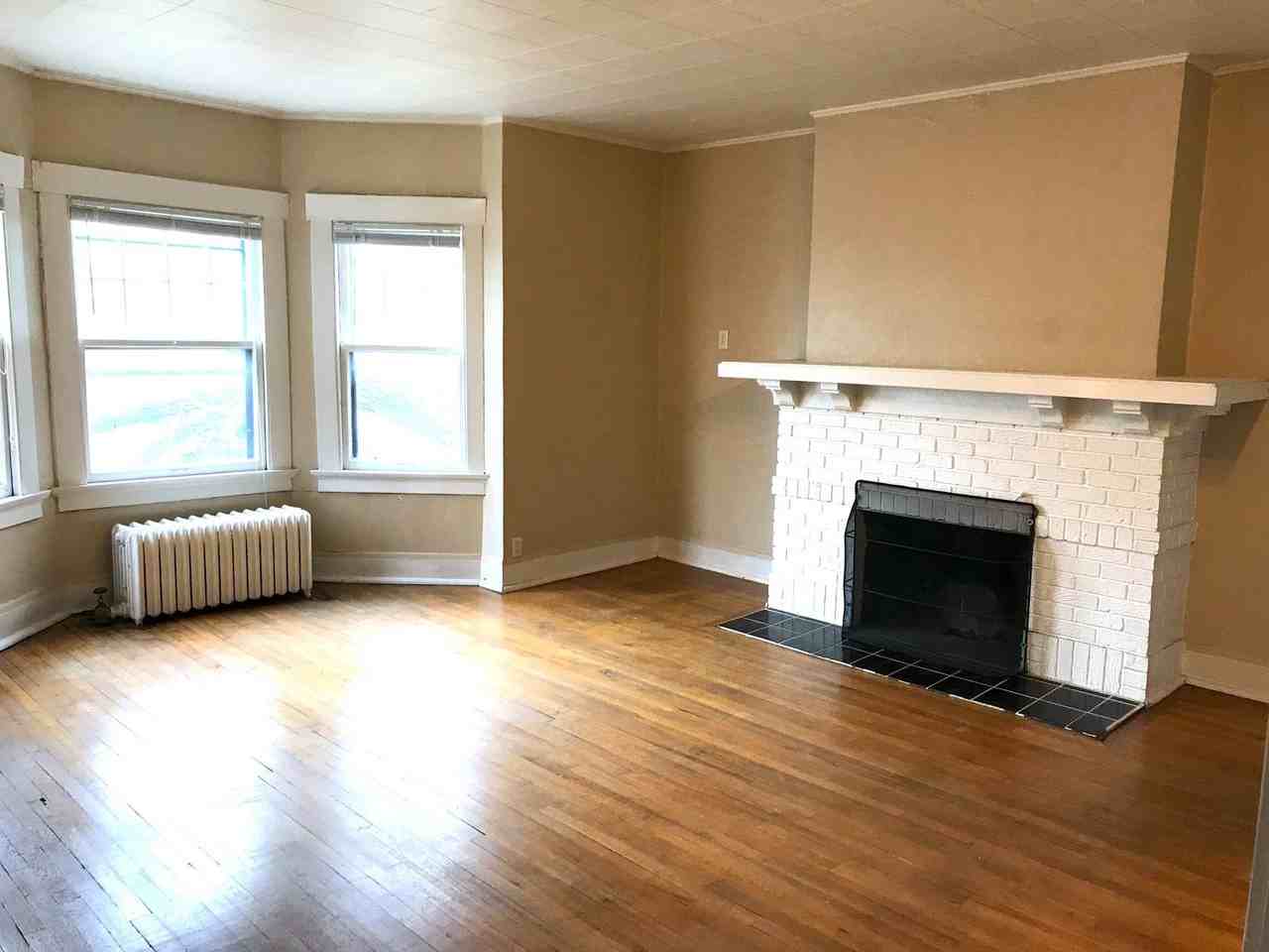 Greenwood - Photo 2 of 13