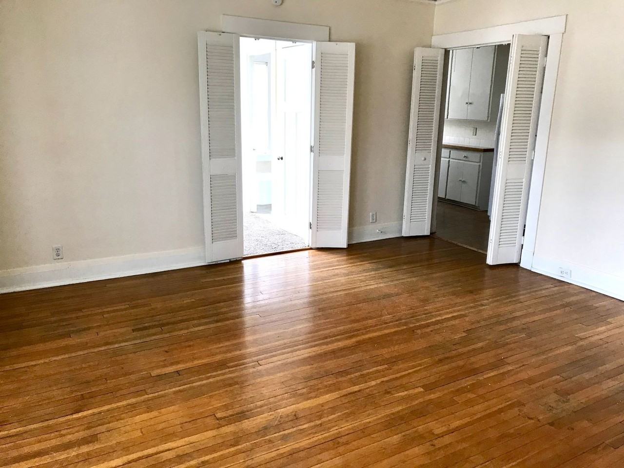 Greenwood - Photo 5 of 13