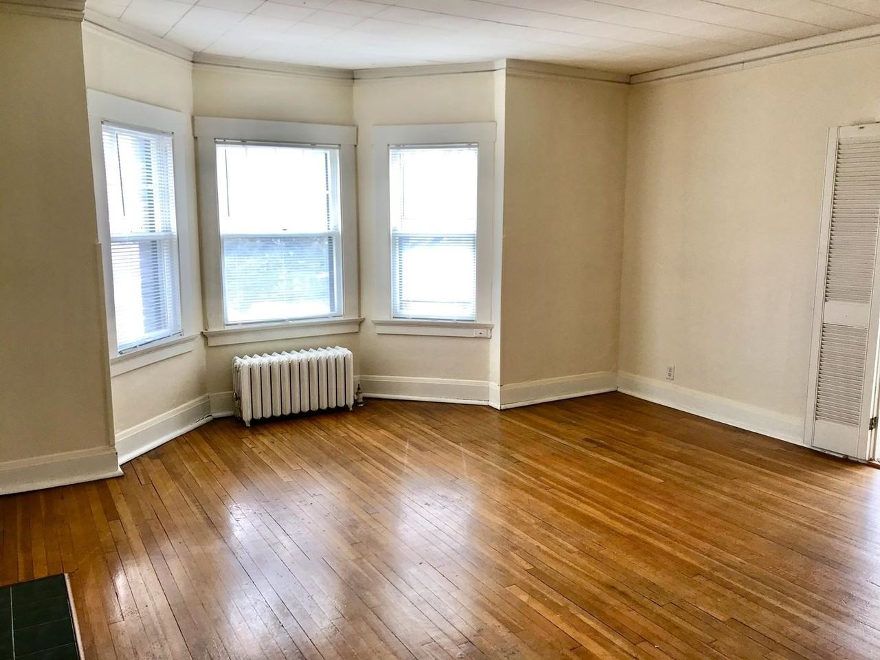 Greenwood - Photo 6 of 13