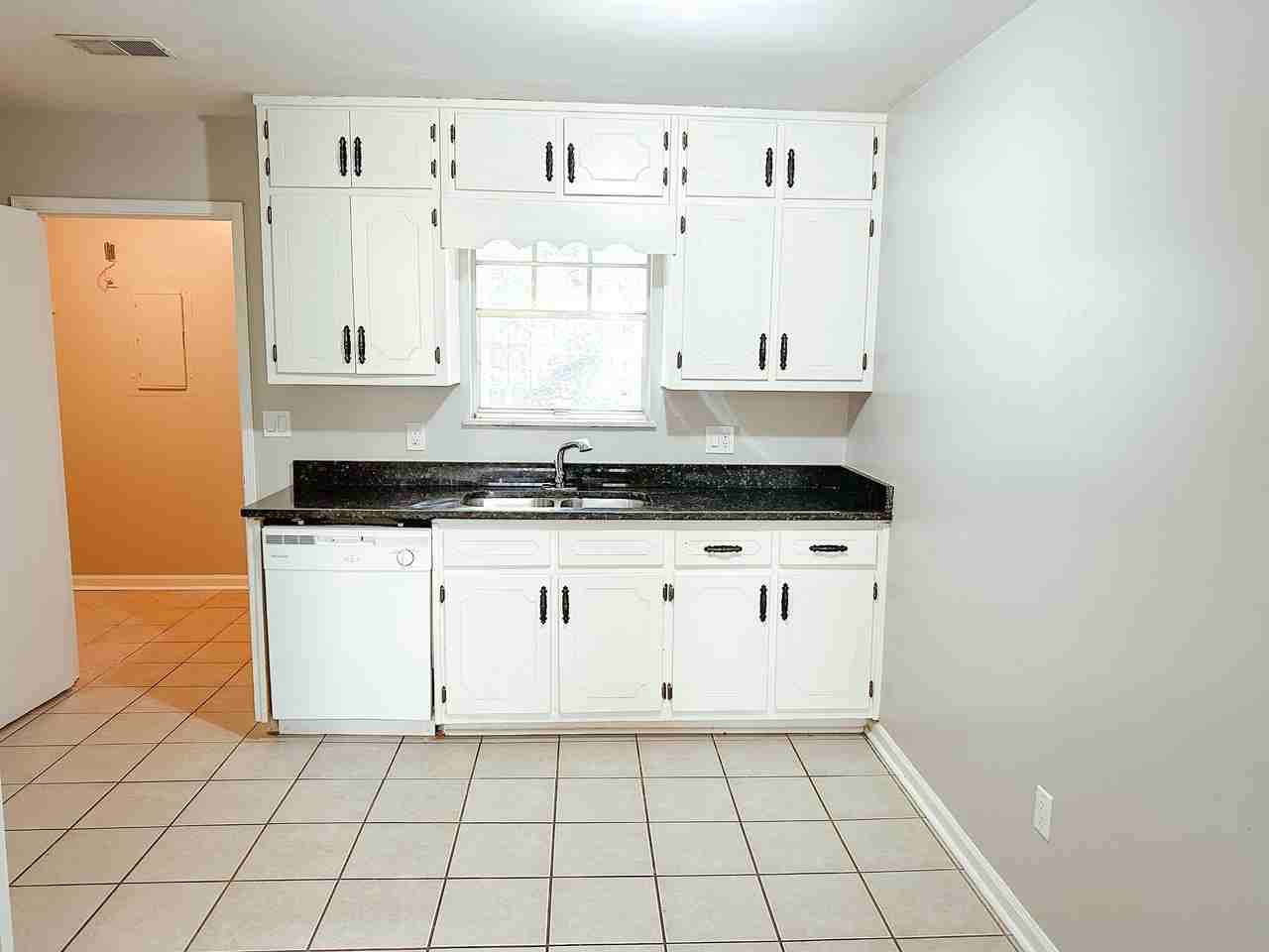 4550 Candlestick Ln #A - Photo 4 of 10