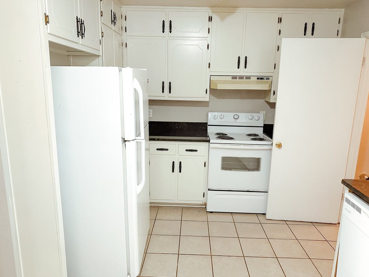 4550 Candlestick Ln #A - Photo 6 of 10