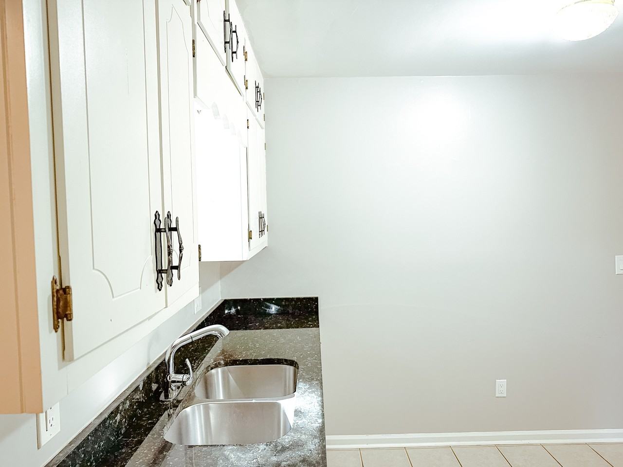 4550 Candlestick Ln #A - Photo 7 of 10