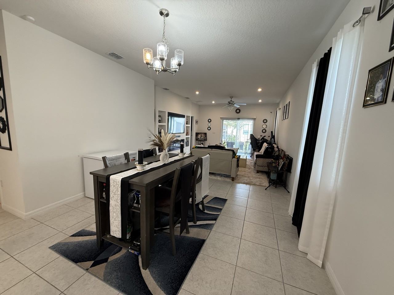 3182 Amaranth St #1 - Photo 5 of 13