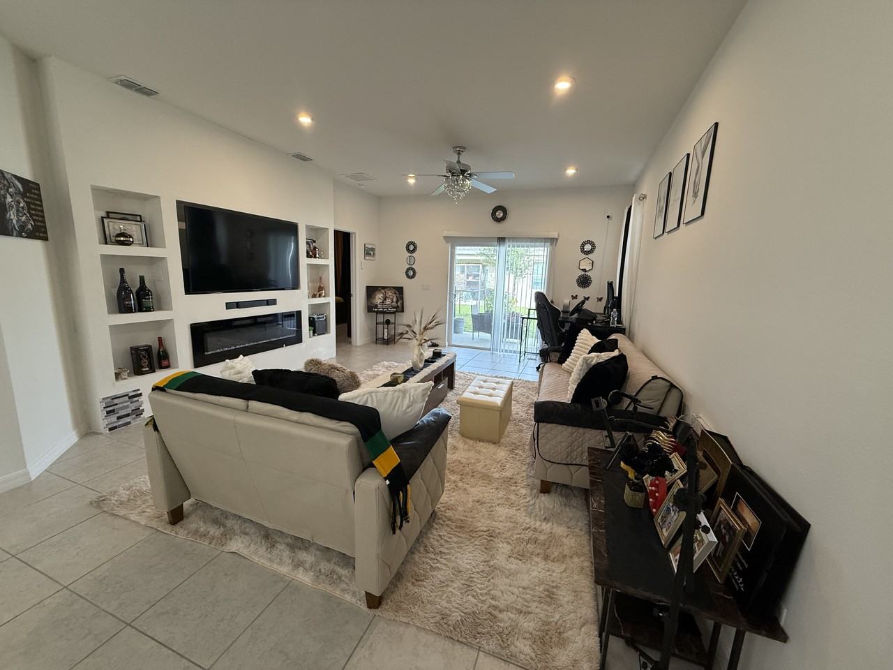 3182 Amaranth St #1 - Photo 6 of 13