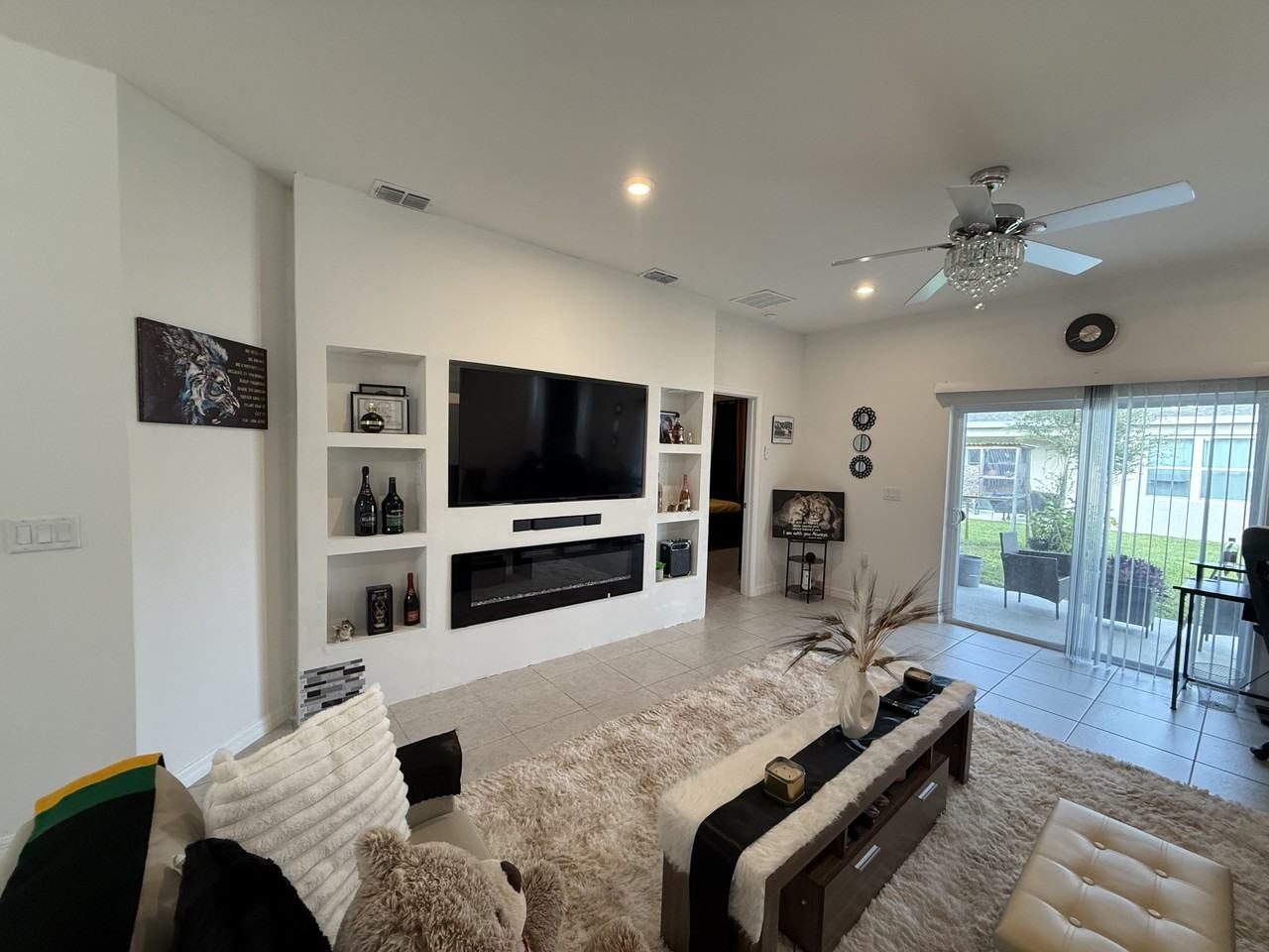 3182 Amaranth St #1 - Photo 7 of 13