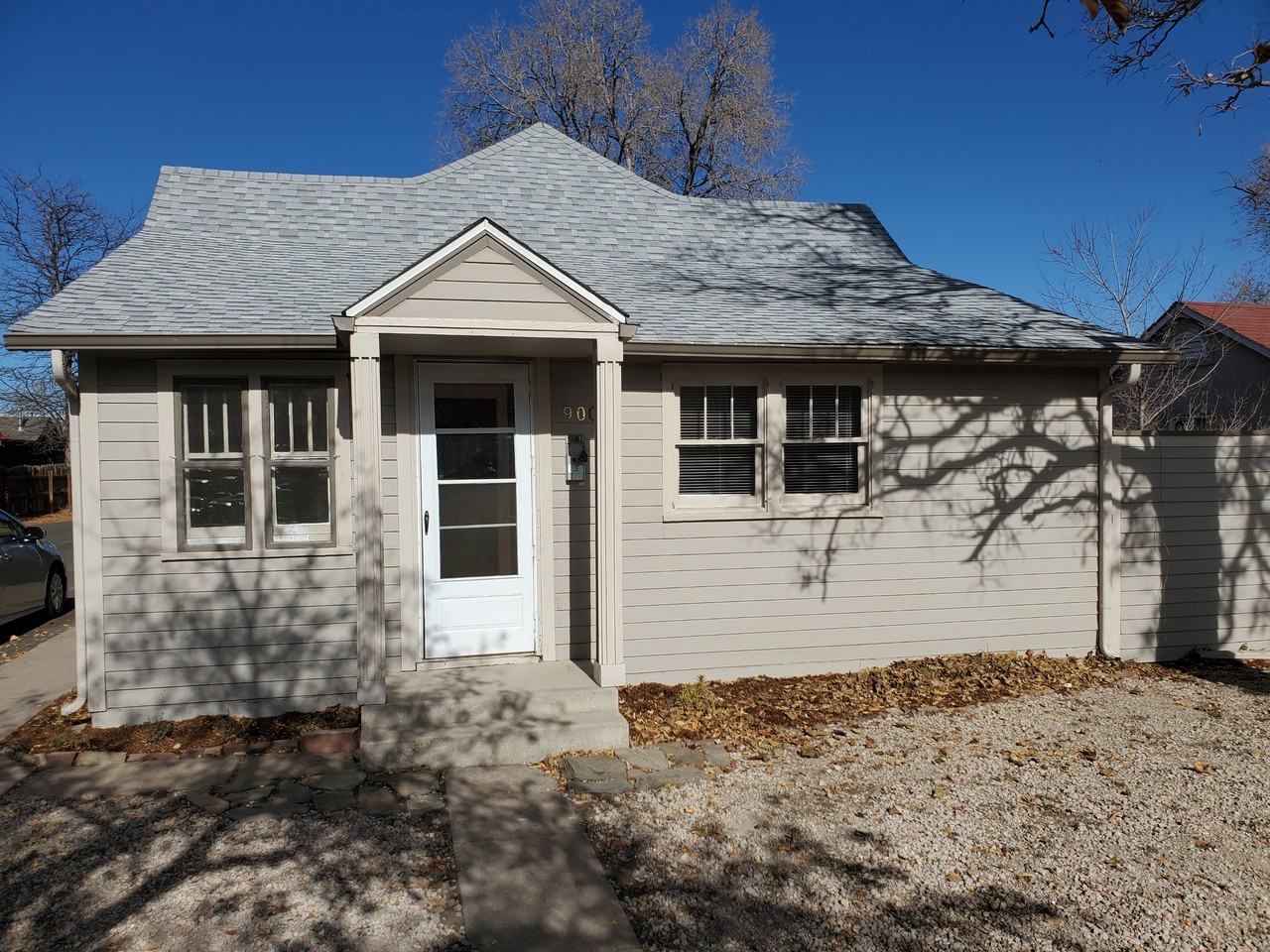 900 E Myrtle St #1 - Photo 2 of 19