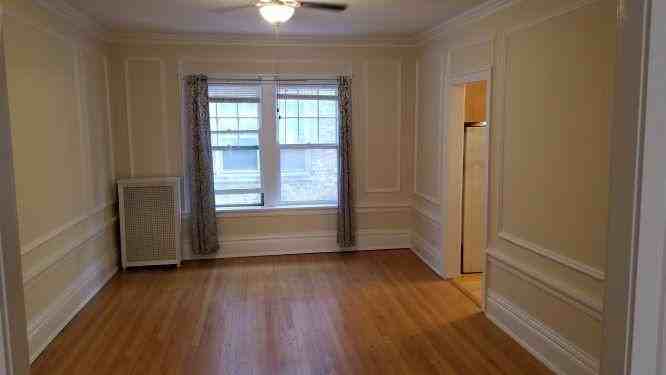 222 N Oak Park Ave - Photo 5 of 11