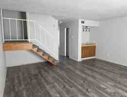 featured image of 1301 Eastgate Dr #1