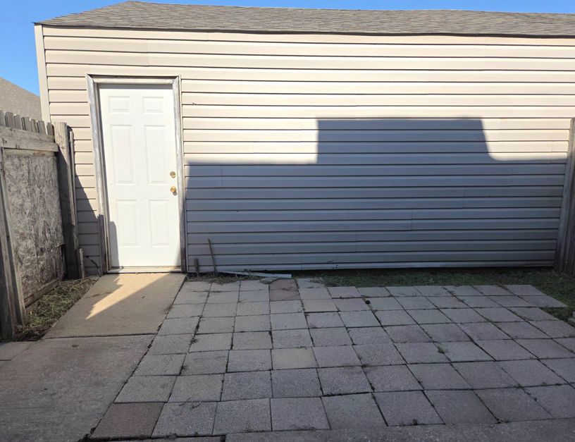 1301 Eastgate Dr #1 - Photo 5 of 5