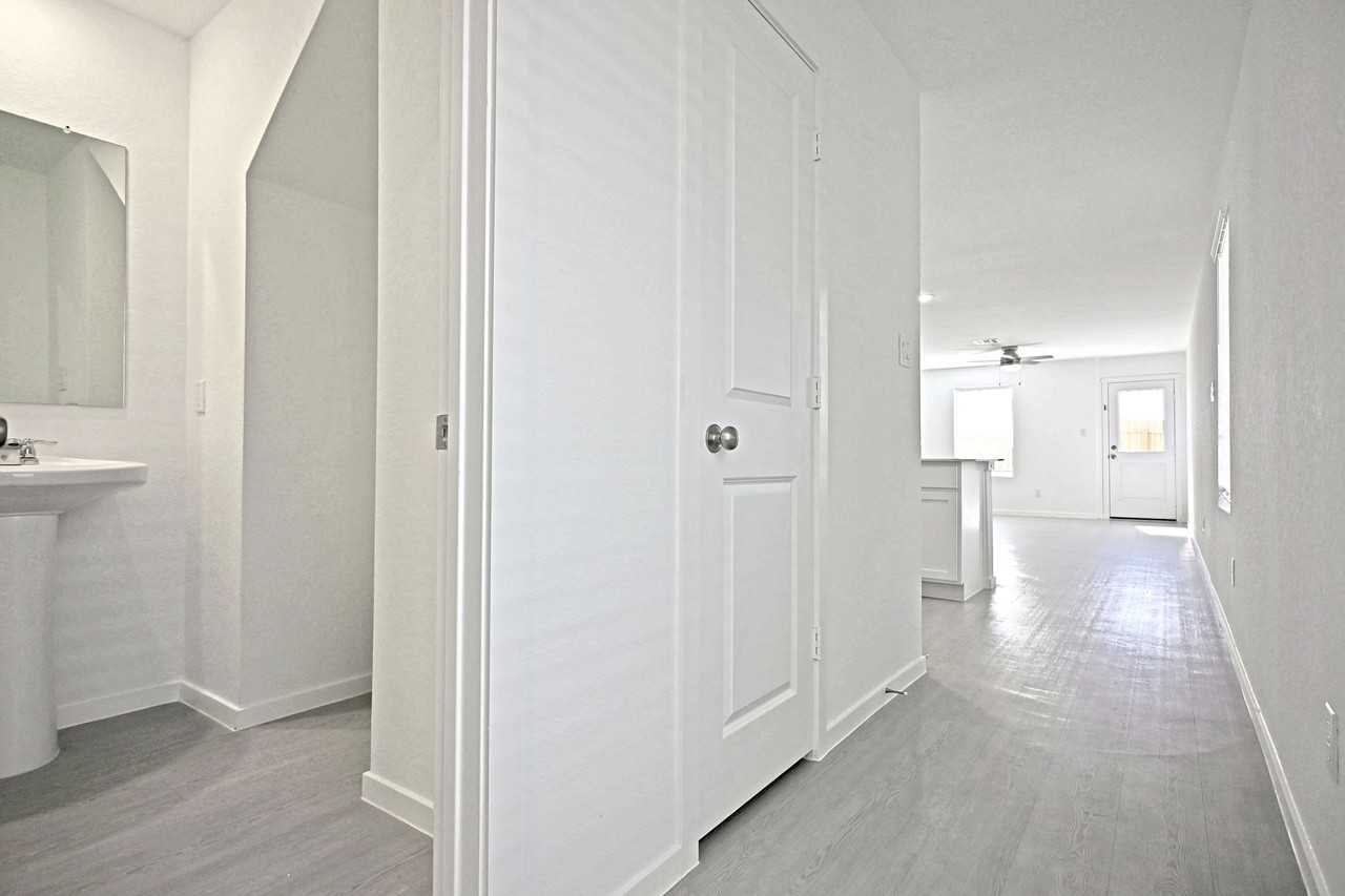 11822 Bluebell Rdg #1 - Photo 2 of 48