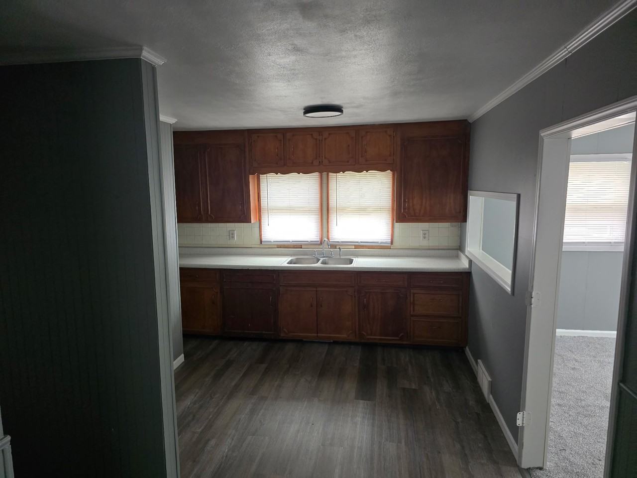 1611 South Oakwood Avenue #1 - Photo 4 of 12