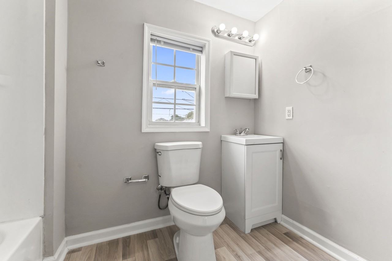 1511 Highland Ave #1 - Photo 6 of 19