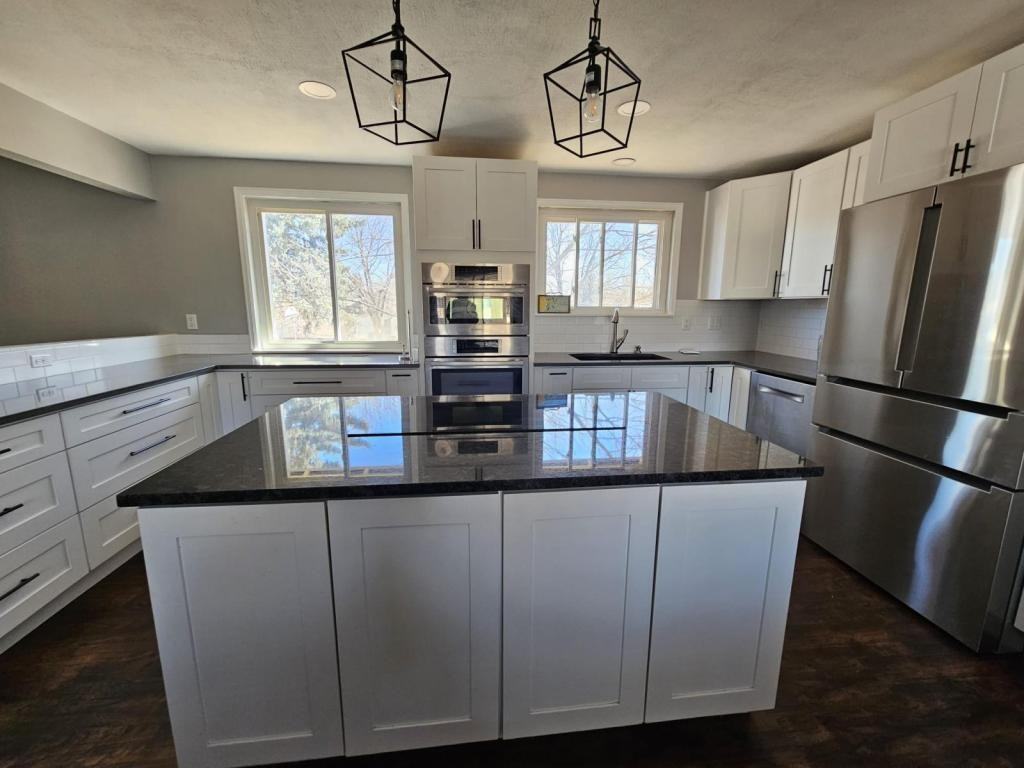 3508 Chestnut Ave - Photo 4 of 9