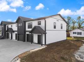 featured image of 106 Lyons Ave