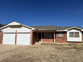 featured image of 1513 Parkwoods Terrace #1