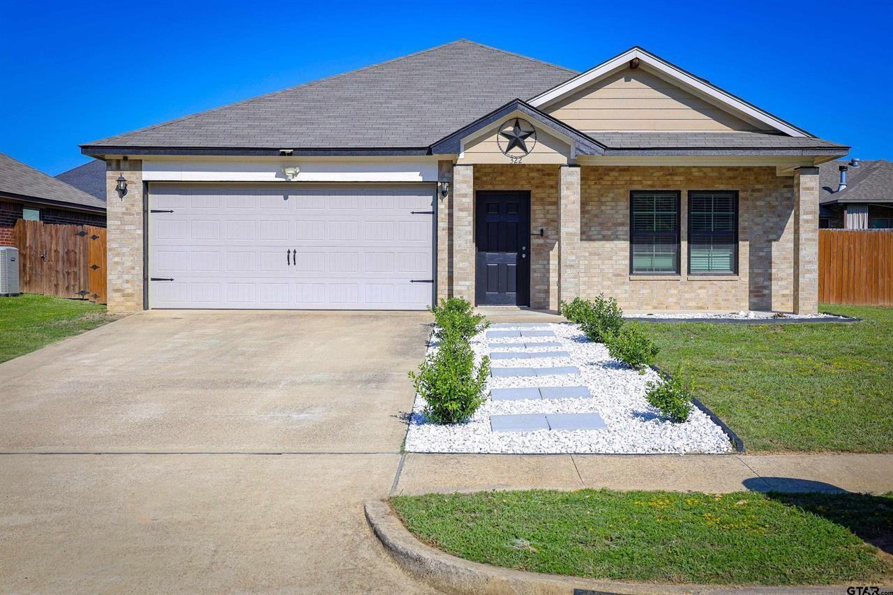 322 Ambrose Ave #1 - Photo 3 of 30