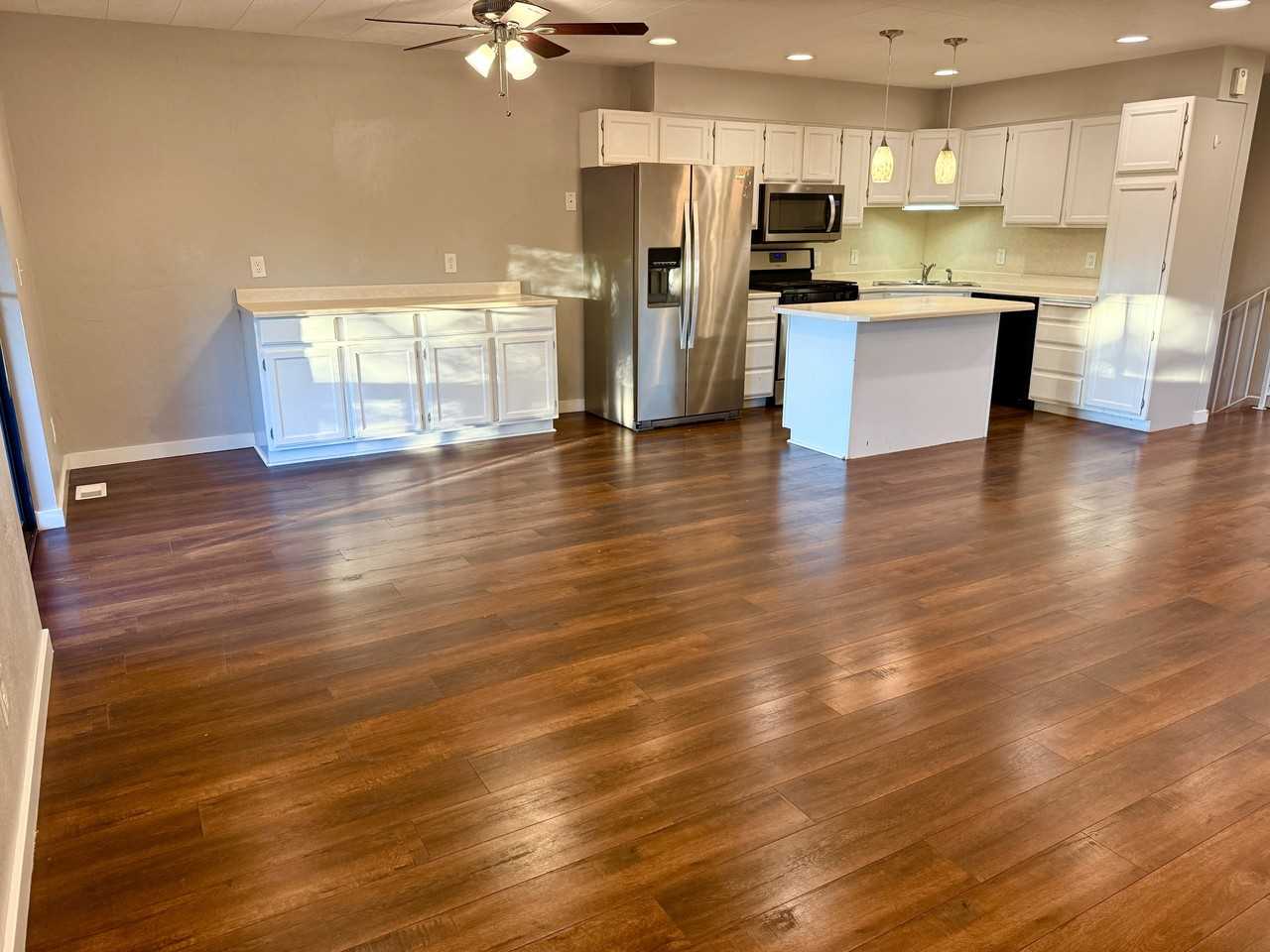 7428 South 700 East #7428 - Photo 5 of 33