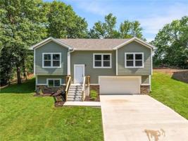 featured image of 135 Cedar Court #1