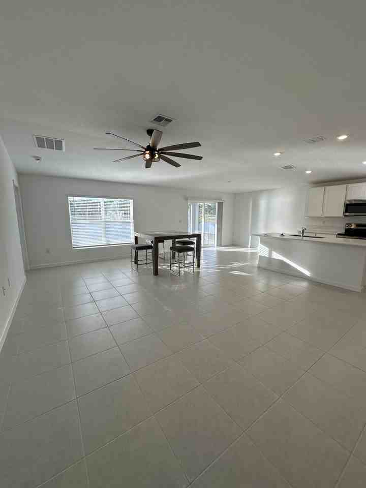 1825 Diablo Circle Southwest #1 - Photo 2 of 18