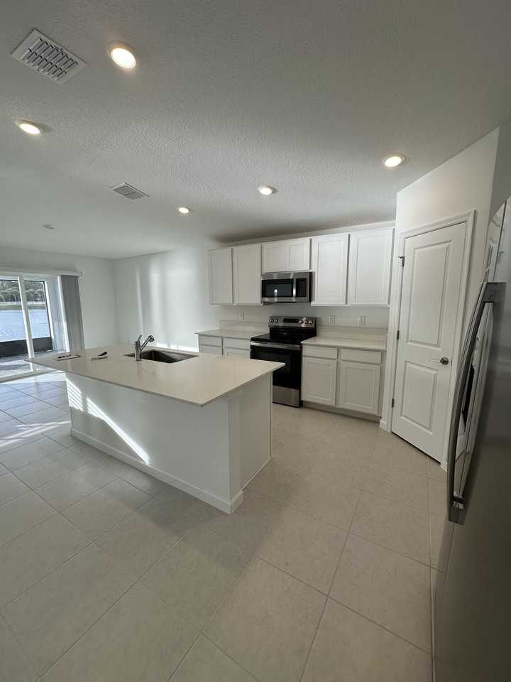 1825 Diablo Circle Southwest #1 - Photo 3 of 18
