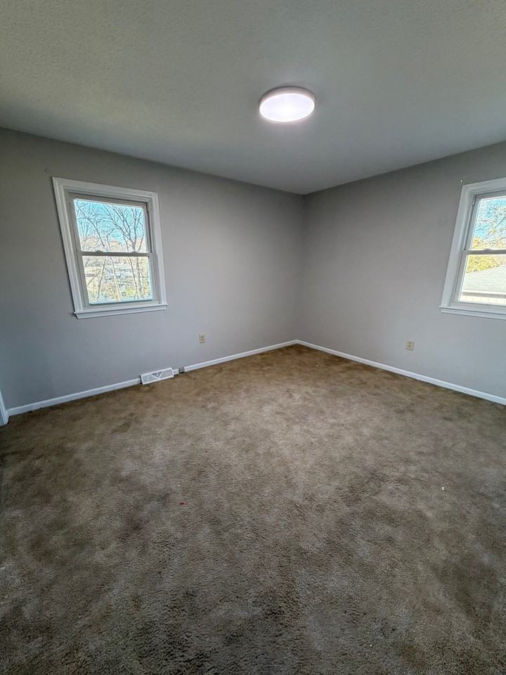 1426 Northfield Park Blvd #1 - Photo 6 of 23