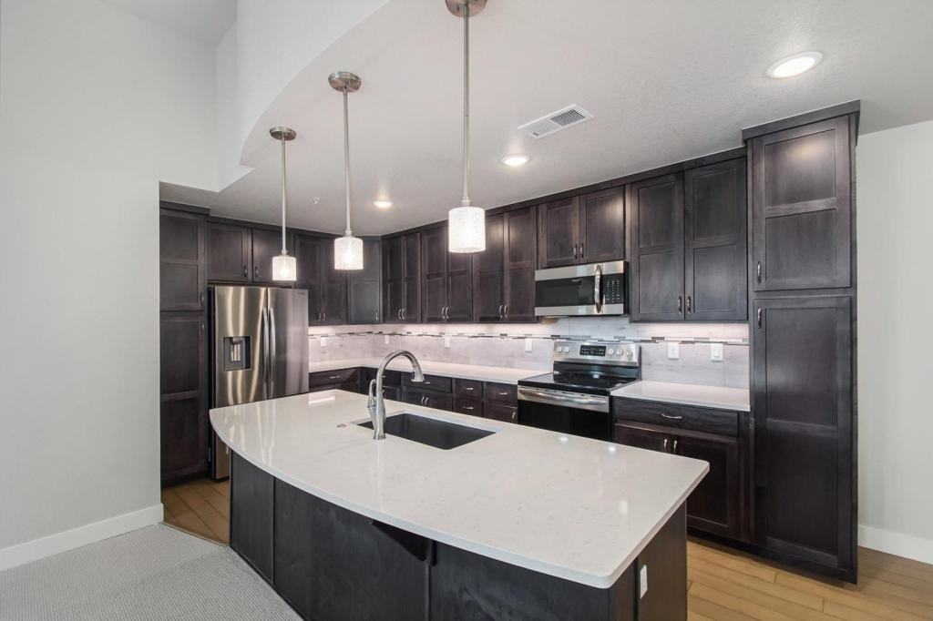 6690 Crystal Downs Dr - Photo 5 of 12