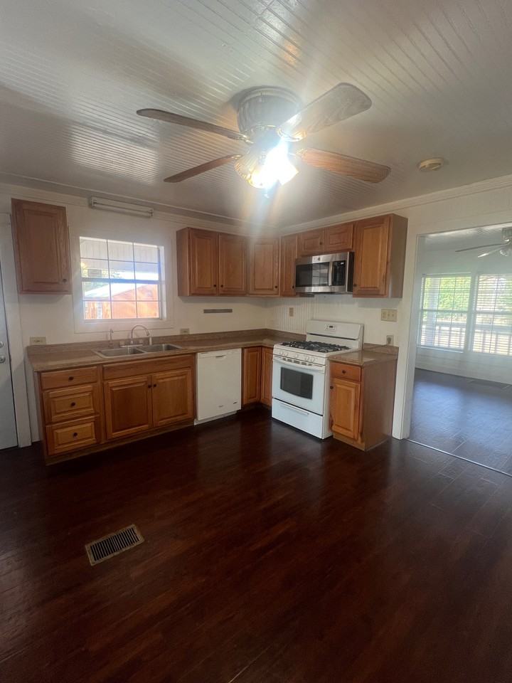 24829 24829 State Highway 64 - House - Photo 5 of 15