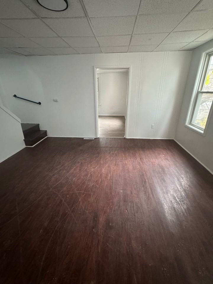 1807 Packer St #1 - Photo 4 of 11