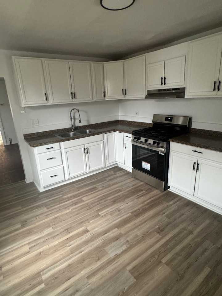 1807 Packer St #1 - Photo 5 of 11