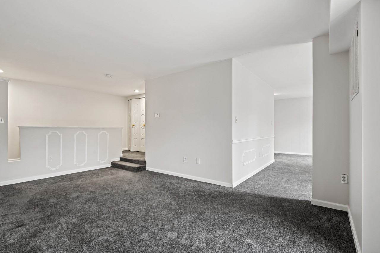 142 Georgetown Road #1 - Photo 5 of 30