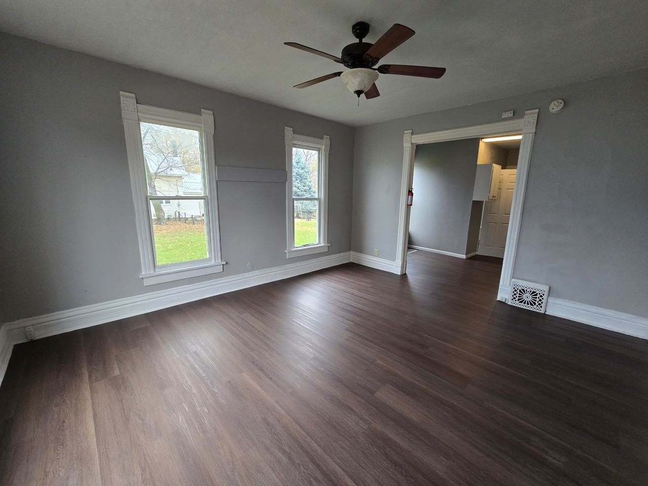 949 13th St #1 - Photo 3 of 19