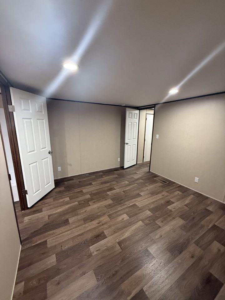 1030 Aaron Ln #12 - Photo 4 of 10