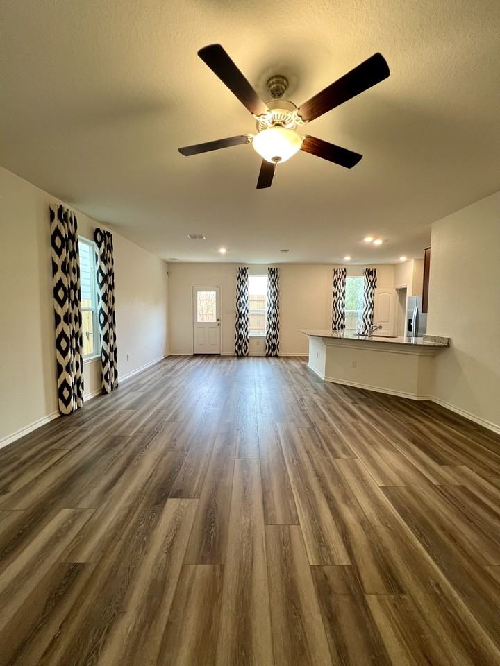 14839 14839 Vance Jackson RoadUnit 102 #1 - Photo 5 of 50