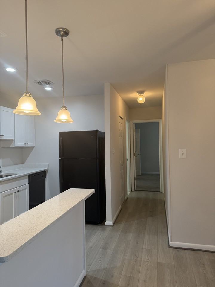 8404 8404 Sky View DriveUnit 104 #8404-104 - Photo 3 of 12