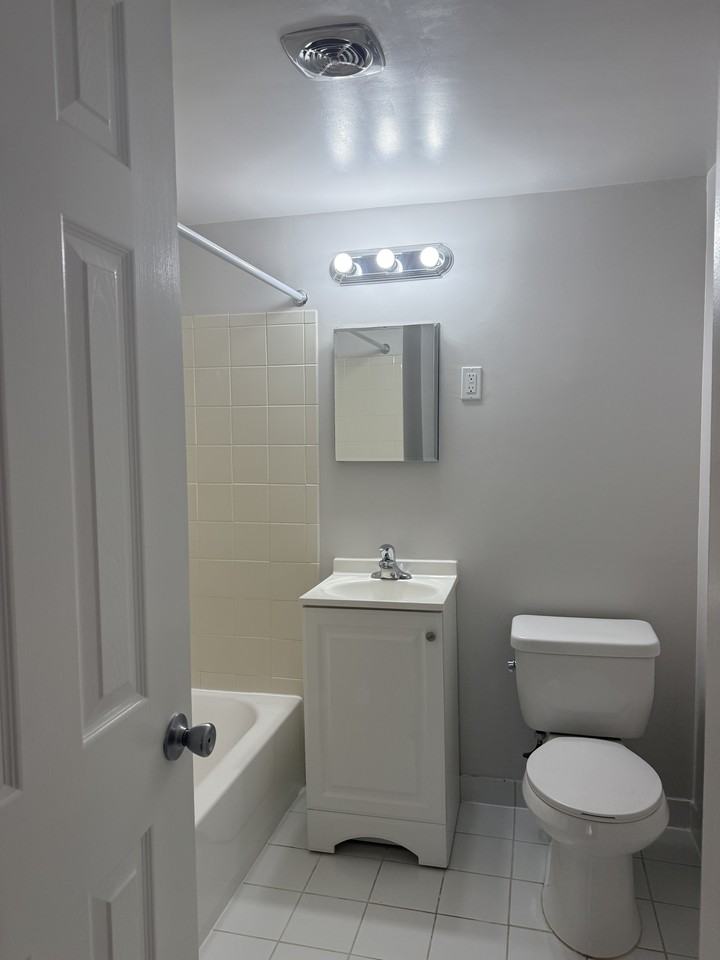 8404 8404 Sky View DriveUnit 104 #8404-104 - Photo 4 of 12