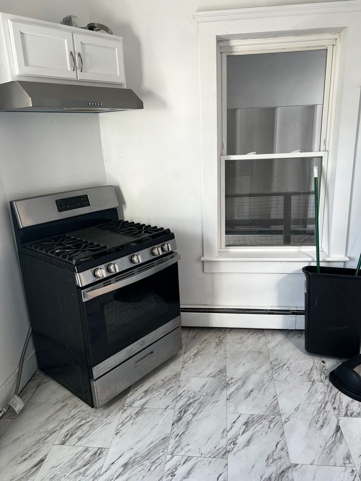 299 299 Clinton Street - Front Building #3 - Photo 3 of 10