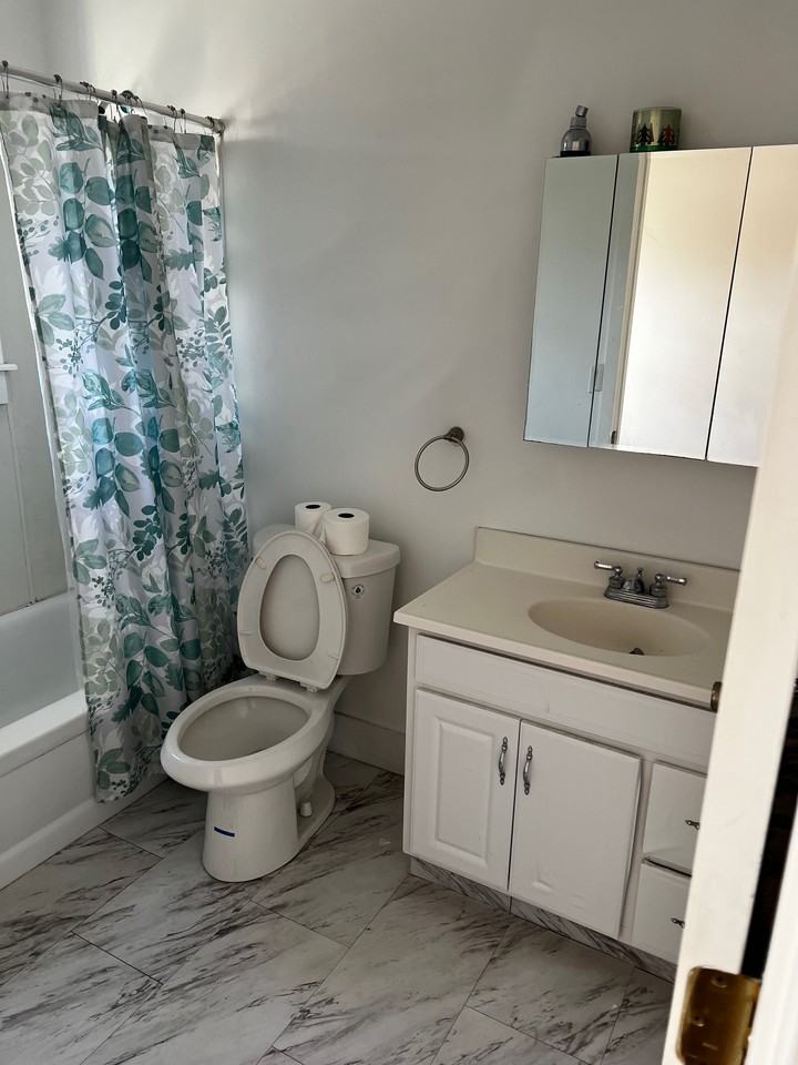 299 299 Clinton Street - Front Building #3 - Photo 4 of 10