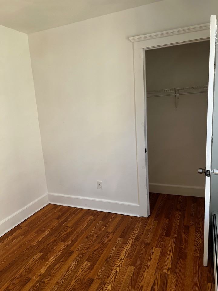 299 299 Clinton Street - Front Building #3 - Photo 7 of 10