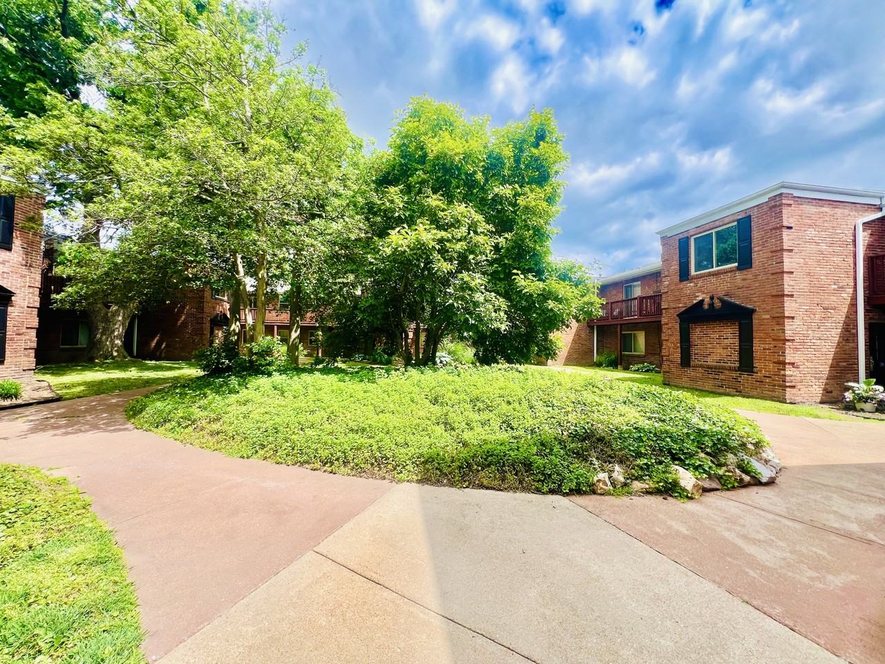 Provincial Ct #14 - Photo 6 of 6