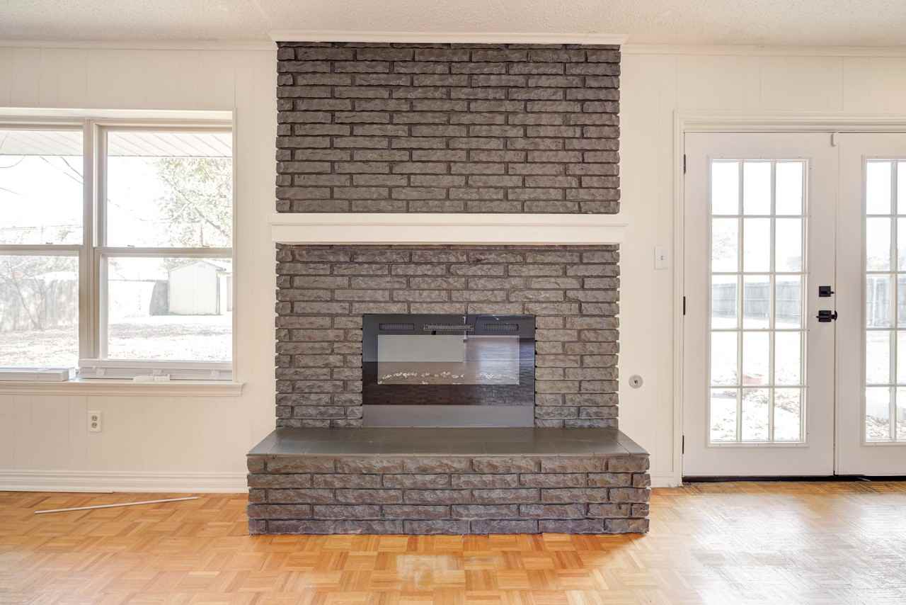 2709 Meadowbrook Dr #1 - Photo 7 of 37