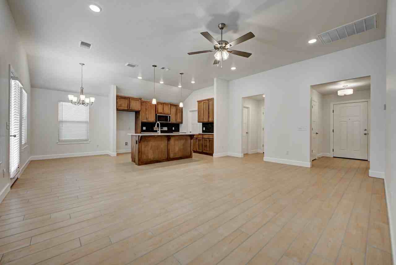 323 Woodrock Street #1 - Photo 7 of 31